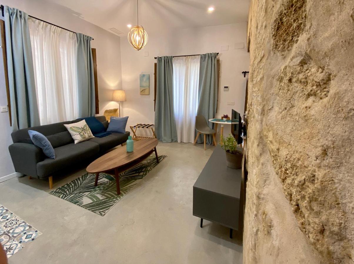 GADEIRAS SUITES - Apartamentos Turísticos de 2 llaves Cádiz Exterior foto